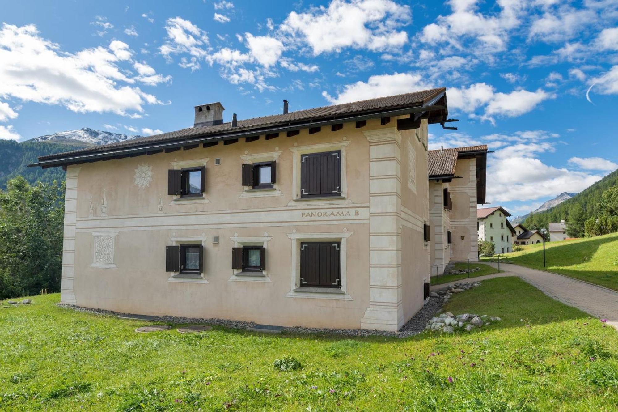 Apartament Chesa Panorama B - La Punt Zewnętrze zdjęcie